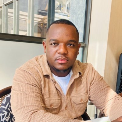 Business 🧠& Politics📰| i❤🇿🇼|Youth Advocate🗣 | PETROLHEAD⛽ | A student of life and everything business | Chief Carpenter @Deluxe FurnituresZW