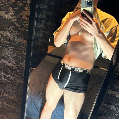 wnXNhflDWy455's profile picture. 名古屋、全国で売り専ボーイ、ニューハーフ、男の娘の方を紹介してます🌼 お金困ってる方や、サポで危険な思いせずに安心の環境で働きたい方ご相談ください♪