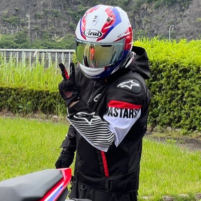 87Ponz_TTI's profile picture. 熊本メインでツーリングしてる01組ライダーです！お誘い待ってます(*^^*) CBR250RR→CBR600RR