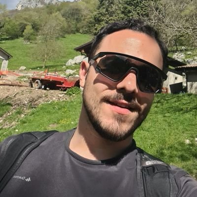 mahhhcs's profile picture. non faccio sul serio 🇮🇹🇪🇺