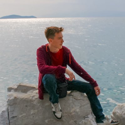 JLolo_021's profile picture. AI/ML/DL learner on a mission. Sharpening skills via Kaggle comps & sharing practical insights. Still learning, always growing. Join my journey! #AI  #Learning