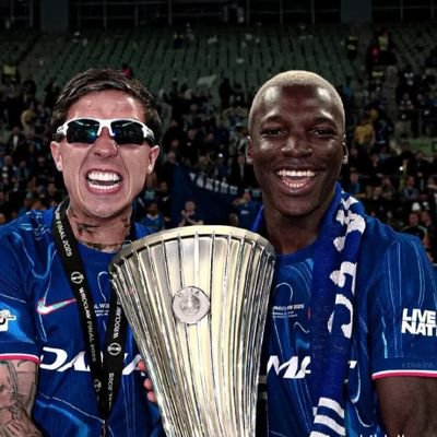 Chelseaholicfc's profile picture. Chelsea fan
For life 👑
I bleed blue 🐳
No matter what 👑
Any player who plays for Chelsea is the best player in the world 💯