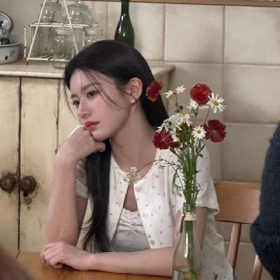 ▪︎ Kdramas, Cdramas, Blackpink e outras coisas mais
▪︎ Ele/dele