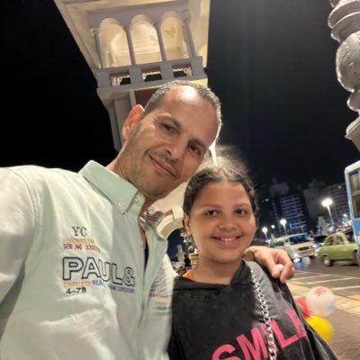 إِنَّهُ مَنْ يَتَّقِ وَيَصْبِرْ فَإِنَّ اللَّهَ لَا يُضِيعُ أَجْرَ الْمُحْسِنِينَ