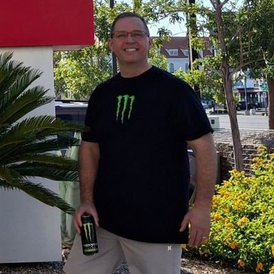 SamfIam's profile picture. Christian, Husband, Dad, Sr. Market Director and Avid Basketball Fan. Philippians 4:13 #GOHOGS #WHYNOT