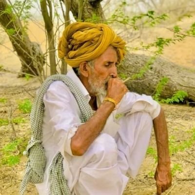घोड़ा कीजे काठ का पग कीजे पाषाण, बख्तर कीजे लौह का जद पुगे जैसान🔥❤️।
जैसलमेरी काका😎
36कौम का साथी🙇🏻