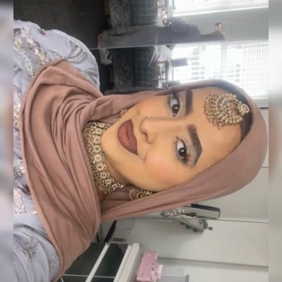 @Nahima_k | 👩🏽🏫 | رَبِّ إِنِّي لِمَا أُنزِلْتَ إِلَيَّ مِنْ خَيْرٍ فَقِيرٌ |