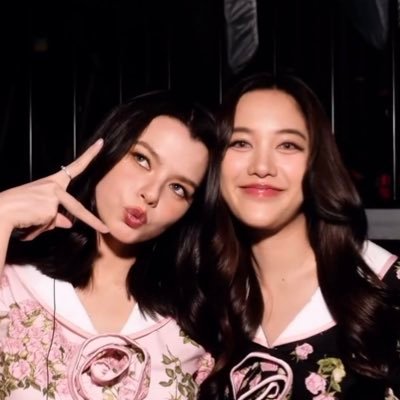 FAN ACCOUNT :🤍) for Freen-Sarocha Chankimha 🐰 and Becky-Rebecca Patricia Armstrong 🦦 #FreenBecky #BeckyFreen #srchafreen #beckysangels