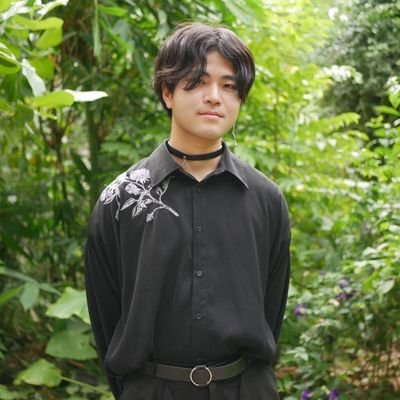 小説売ってます。大学生です。演劇とか詩とか。
──────novels:https://t.co/yRbdwf7wvz