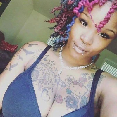 #model..follow me, I follow back 📣…#sexyblac 🍫♊️available for shows like parties or meetups but only real nd serious ones, ain’t here for any stupid games 💯