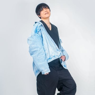 tsuyoshisatoru's profile picture. ツヨシサトル　本名 182cm 83kg ギターボーカル  歌声はユーチューブまで。