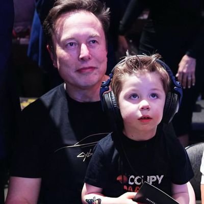 ReevMusk13's profile picture. 