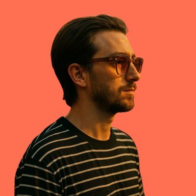 BobbyJamez_'s profile picture. Cas sociaux soucieux, laisse mon flow te faire planer. Plutôt Breton que Bre-som !