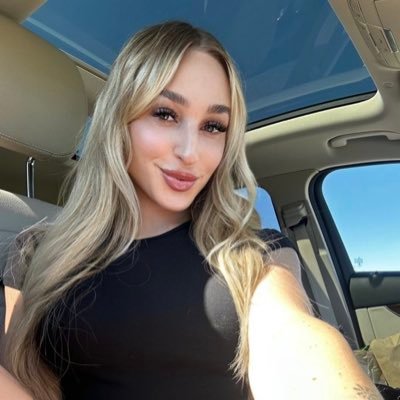 lenneyjoy's profile picture. I’m in for any fun 😍 dm me on telegram . https://t.co/4F68LQvTeD