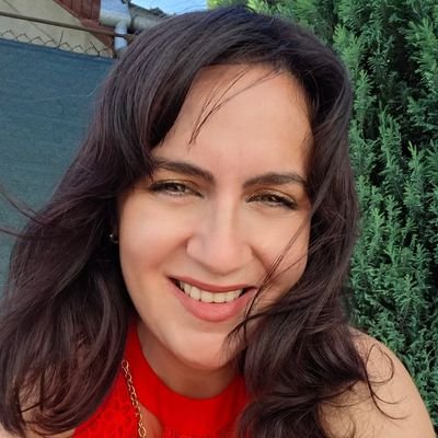 IoanaKatana's profile picture. 