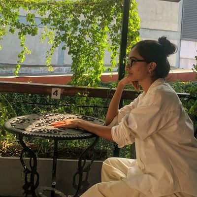 malshi_r's profile picture. Booktrovert 📚✨️ | Recommendations | Quotes | 24 y/o