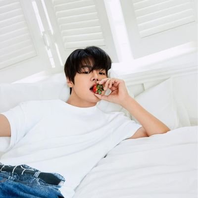 HiLeoncicegi's profile picture. Kore dizilerim ve ben🫂🫂