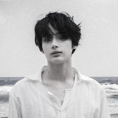 hyuka glazer ୨୧ txt ults , multistan . . guys i like anime too (𖦹ˊᯅˋ𖦹) illit fixation atm !