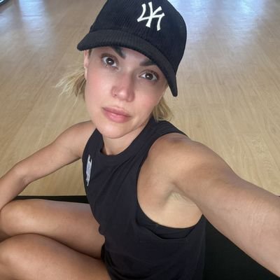 AlyssaGabrie231's profile picture. Tweeting about life, love, and everything in between 💬💕