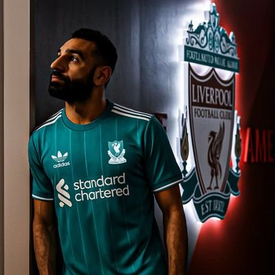 Just a regular fun loving guy from in the middle of nowhere in particular. YNWA..