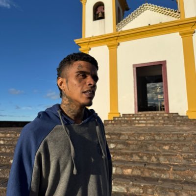 Alekdovg's profile picture. muleque de Vila 😵‍💫 vivendo vida de cria verdadeira correria 👽 faculdade -Jornalismo- UniBH