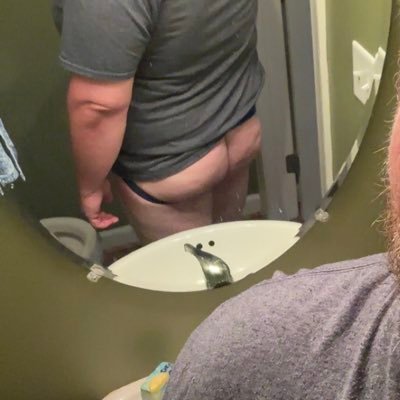 Sharing out some new and older videos and pics. Very orally talented bottom in Raleigh. I travel a bit so I may be in your town or city.