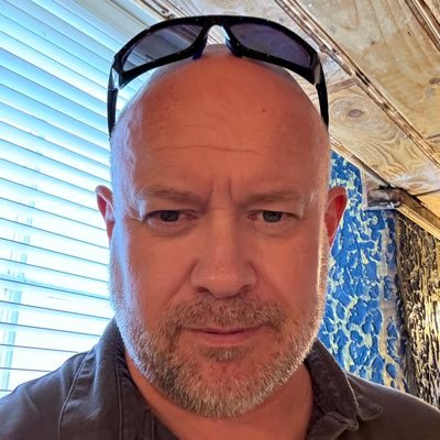 Kiwi. Criminal defence lawyer. Lecturer. HUGE movie/home cinema fan. Co-host of the MULTI-AWARD WINNING @BrightSideHT podcast. HCC AV-Holic Hall of Famer.