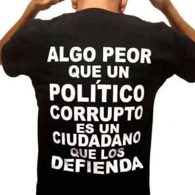 Superhéroe Sevillano. Humilde y Perfecto. Piloto Profesional de Aeronaves no tripuladas. Policía por Vocación. Indignado. Opiniónes Personales.
