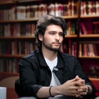 Felsefe, Teoloji, Mitoloji alanlarında içerik üreten ve sorgulayan bir monoteistim.
Ağırlıklı olarak Nonteizm (deizm, ateizm vb.) eleştirisi yapıyorum.