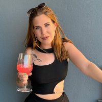 Jennifer 🧋 (@jennromart) 's Twitter Profile