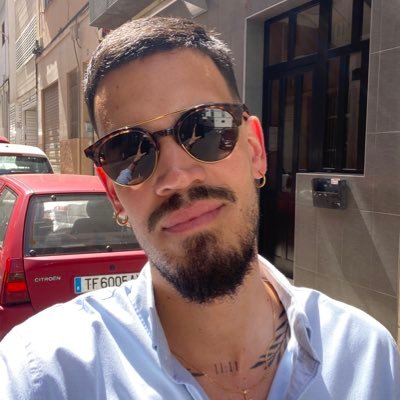 Soy el hijo del Sol y La Luna, hermano del Teide y la playa fue mi cuna.