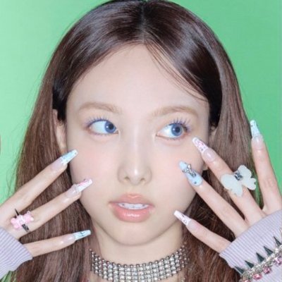 sanacuti's profile picture. 