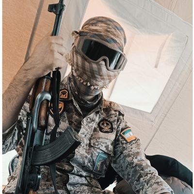 🗡️ بسیجی مرزبان 🛡️
با همه سلاح هایتان به جنگ ما بیایید چون ما با هم ایمان مان به جنگ شما خواهیم آمد
@haxtax00 پیج دوم