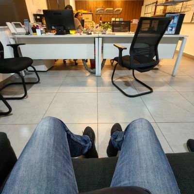 mstqmnzri's profile picture. 