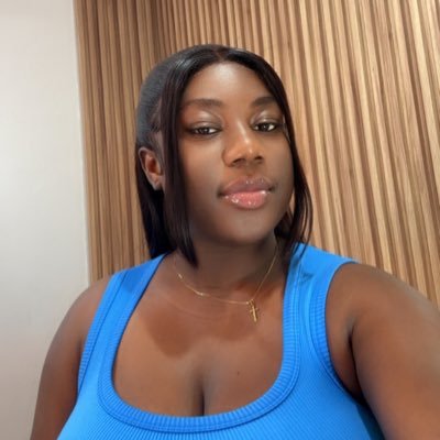 Surround yourself with peace and positivity 😘Snapchat:loris4590 instagram: _adjowa_xx