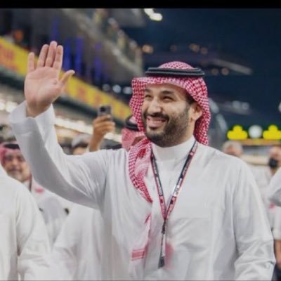 إذِا إمتلكَت شيّء جمٌيلَ لاتبحَث عنْ الأجمٌل فتخسٌر الإثنيٌن !ّ ❤️
