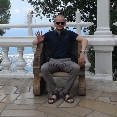 Inwestor-amator. Moje oceny i zapiski dotyczące spółek, których akcje posiadam. Poza finansami: prawo, miłośnik podróży, przyrody i aktywności fizycznej.