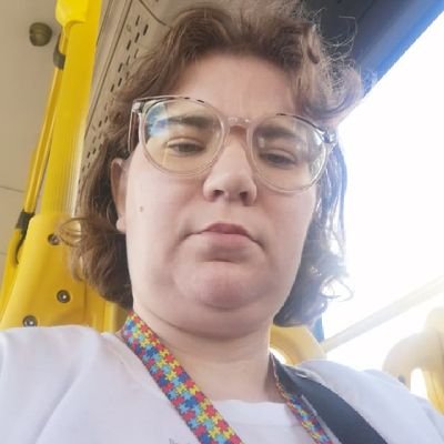 🤷♀️GihDerosa
🎂 18.06.1992
🎓 Guia de turismo na Etec
🩰 da Anavantú Núcleo de Dança
💙 atípica nível 1 de suporte
cursando Comércio na Etec