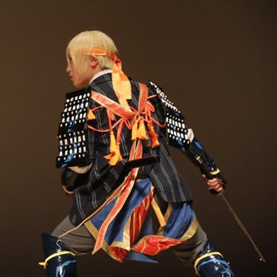 雑多垢です。 義務教育終了済、成人済。コスは自分のペースでゆったりまったりしていきたいな(* ´ ` *)ᐝ(NieR·crsm💜🧡·文アル·『Persona』.刀.ヒロアカ)ヘッダー原作者(@fukikun251 )