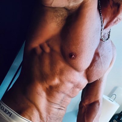 Creator Esibizionista .Amateur Video 🎥💋💪🏻 COLLAB ✍️ IN DM 📩
