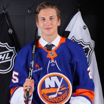 Creator of @The4Stripes on Instagram. #BringHagensHome. Victor Eklund is a future 1st line, 70+ P, All-Star RW.
