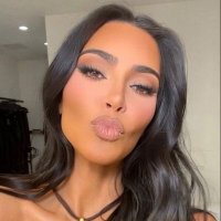 Kim Kardashian (@kimkardash44425) 's Twitter Profile