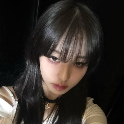 lana_nakamoto's profile picture. i put the 'bi' in bitch