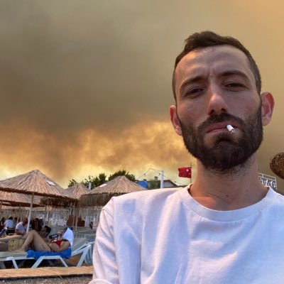 ekinerdinc's profile picture. İsyan, Devrim, Özgürlük..