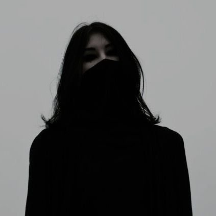 𝕴 𝖐𝖎𝖘𝖘 𝖞𝖔𝖚𝖗 𝖜𝖆𝖎𝖘𝖙 𝖆𝖓𝖉 𝖊𝖆𝖘𝖊 𝖞𝖔𝖚𝖗 𝖒𝖎𝖓𝖉
𝕴 𝖒𝖚𝖘𝖙 𝖇𝖊 𝖋𝖆𝖛𝖔𝖗𝖊𝖉 𝖙𝖔 𝖐𝖓𝖔𝖜 𝖞𝖆....