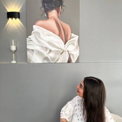 Architect & artist | Passionate about painting & papier-mâché | Sharing my soul through art🎨