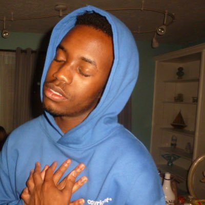 bwashed0's profile picture. quit my job to be a streamer