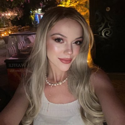 yagmurbkurnaz's profile picture. 