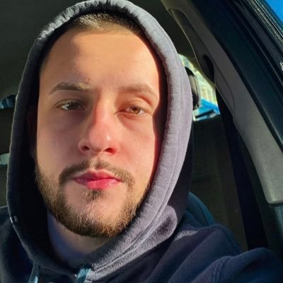 galvanini_vini's profile picture. Sempre pra frente, pra trás é gol contra.