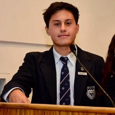 agustinvivanco_'s profile picture. Headboy Craighouse School | 18 años | Joven por el sentido común y el futuro de Chile.